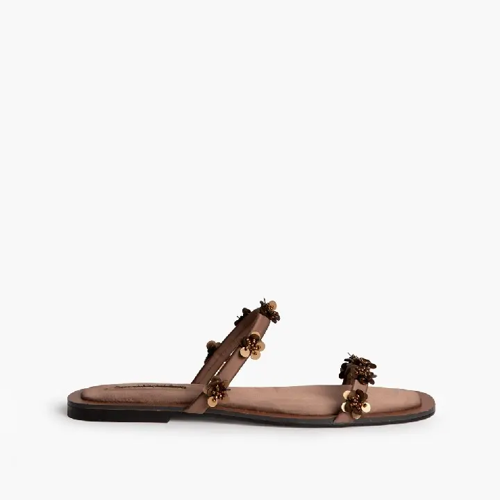 CORINA M6476 (1)