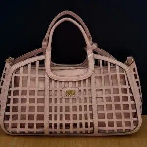 EC6279 (2)