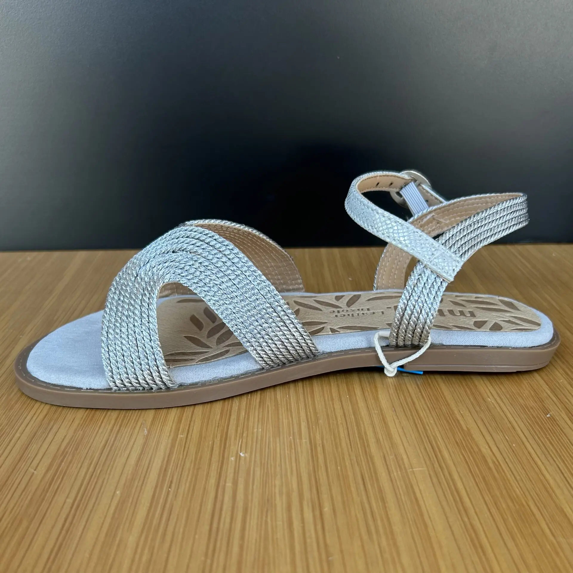 Silver 48972 (2)