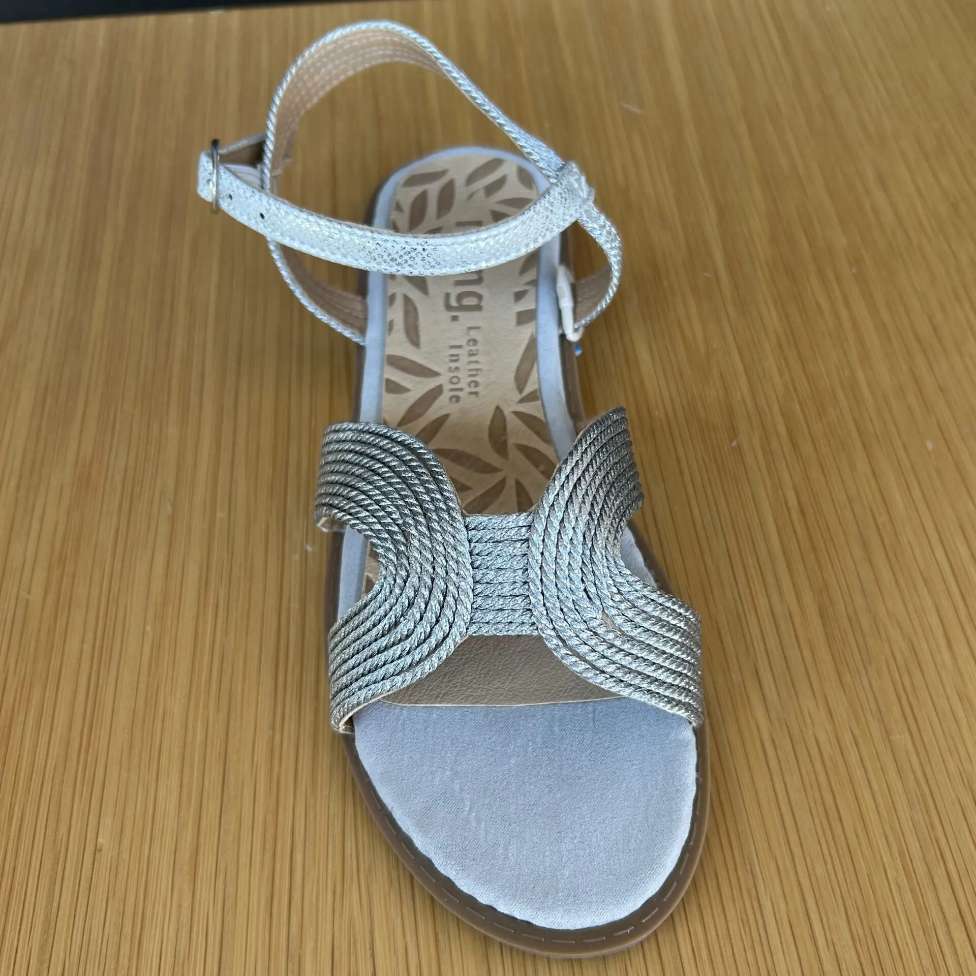 Silver 48972 (3)