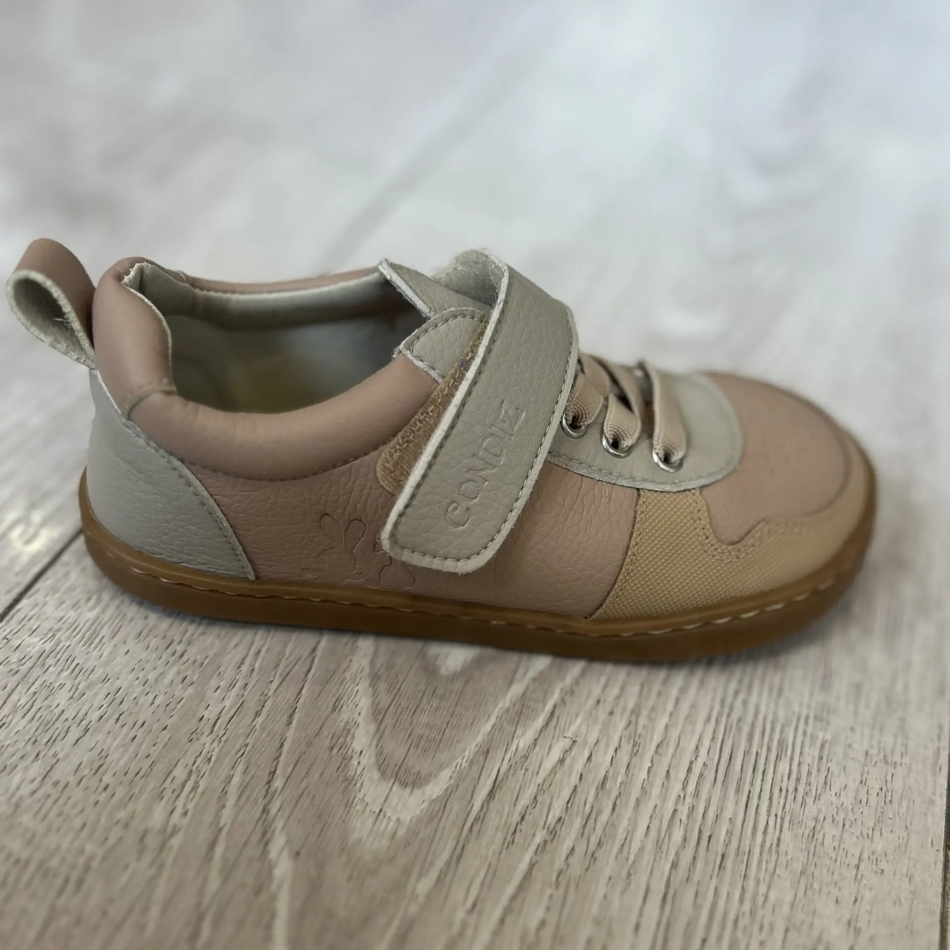 ZAPATO RESPETUOSO (4)