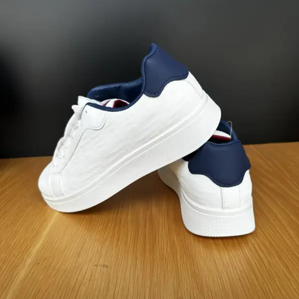 Deportivo hombre blanco (3)