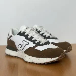 Joma marron (1)