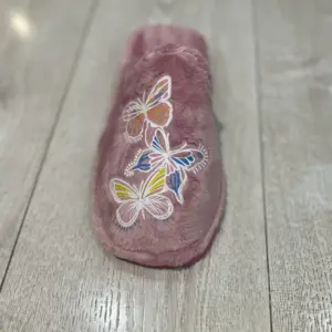 Zapatilla mariposas casa (3)